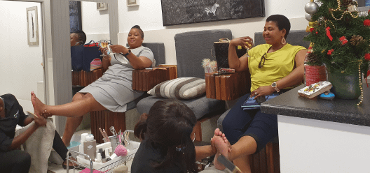 timeout-xp-2_cropped ladies in chairs